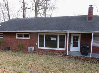 734 Eddies Rd, Salem, VA 24153