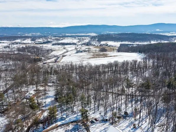 Lacey Spring Rd, Broadway, VA 22815