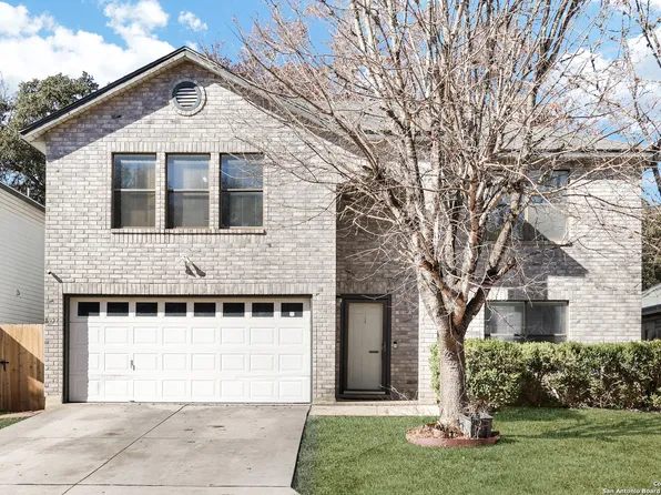 8927 Rue De Lis, San Antonio, TX 78250