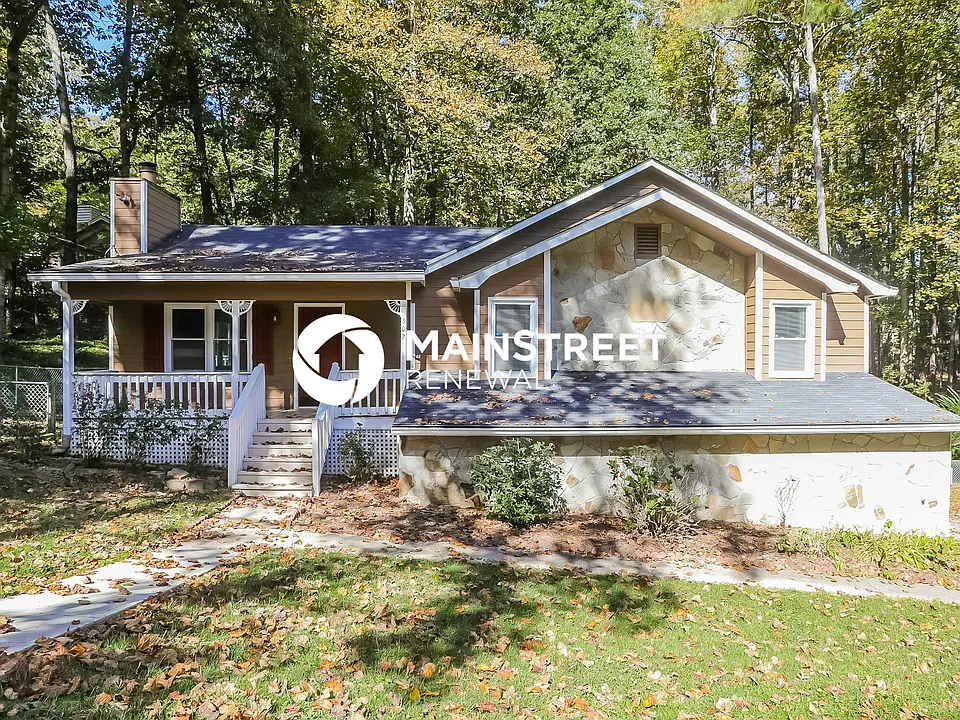 302 Meek Dr