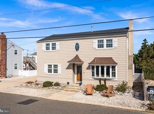 19 E Nevada Ave, Brant Beach, NJ