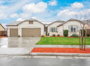 1030 Geneva Dr, Lemoore, CA 93245