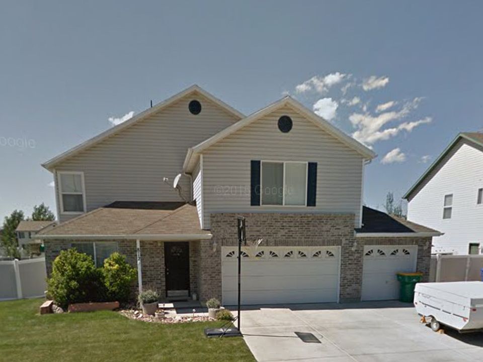 1st image of 812 S 1580th St W