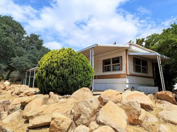 11 Kings Ln, Wofford Heights, CA 93285