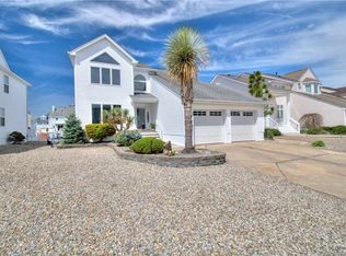 30 Steerage Way, Bayville, NJ 08721