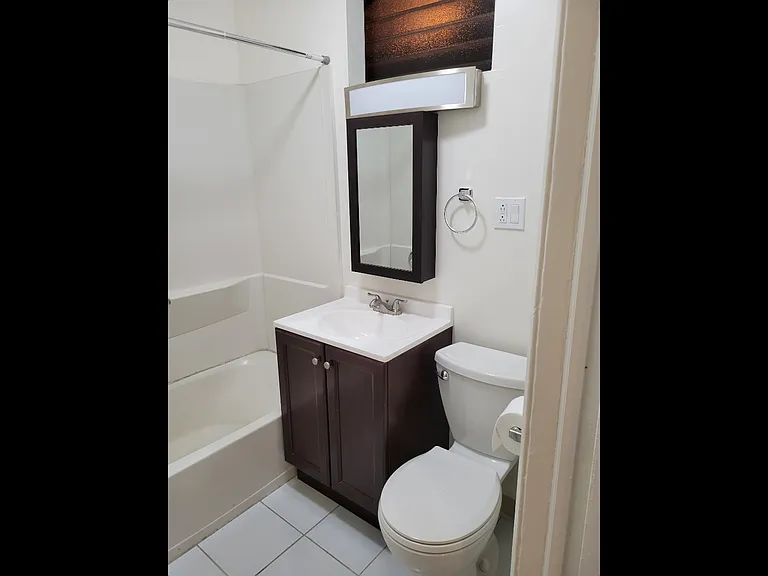 610 S 22nd St — Photo 5