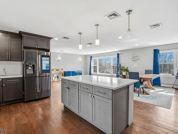 2nd image of 31 Blue Ridge Ave