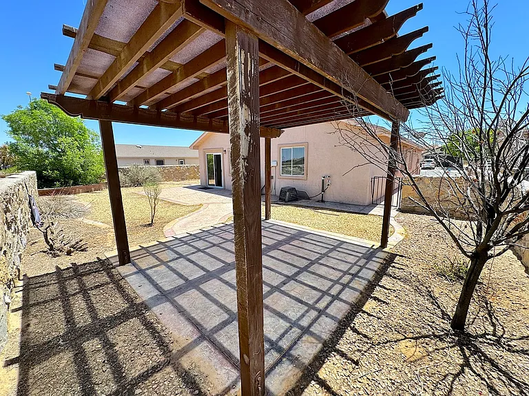 12981 Alfredo Apodaca — Photo 23