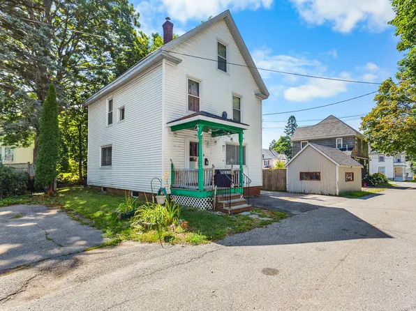 7 Middle Court, Brewer, ME 04412