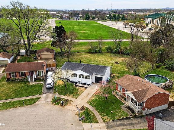 3rd image of 5202 Chasewood Pl