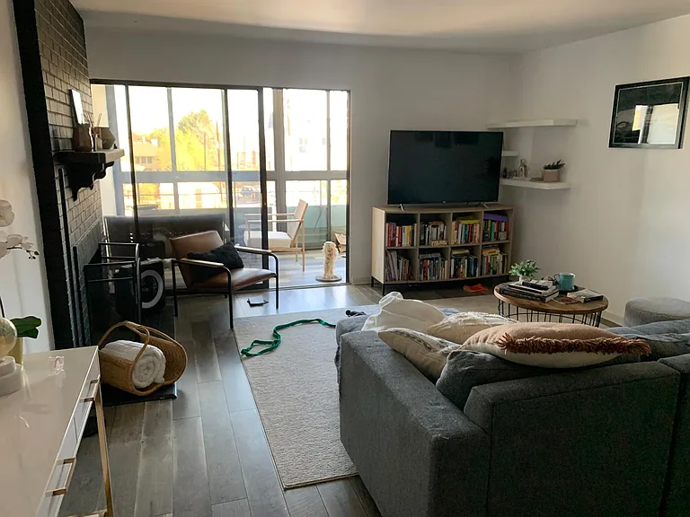 800 N Pearl St #301 — Photo 14