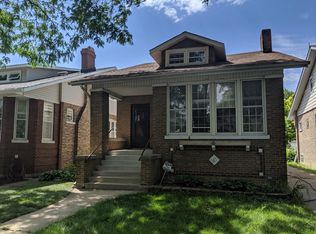 5027 W Wilson Ave, Chicago, IL 60630