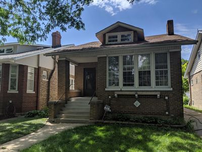 5027 W Wilson Ave, Chicago, IL, 60630