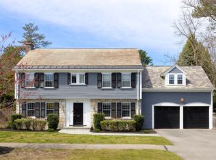 385 Lee St, Brookline, MA 02445