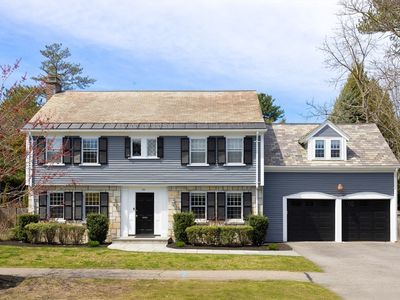 385 Lee St, Brookline, MA, 02445