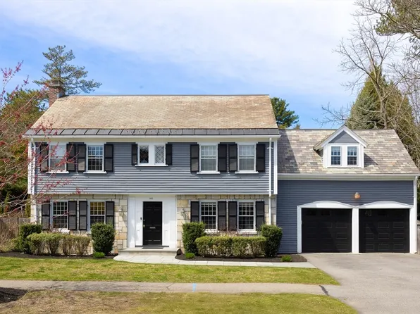385 Lee St, Brookline, MA 02445