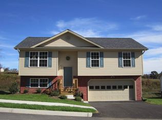 1298 Meadow Creek Ln, Jonesborough, TN 37659