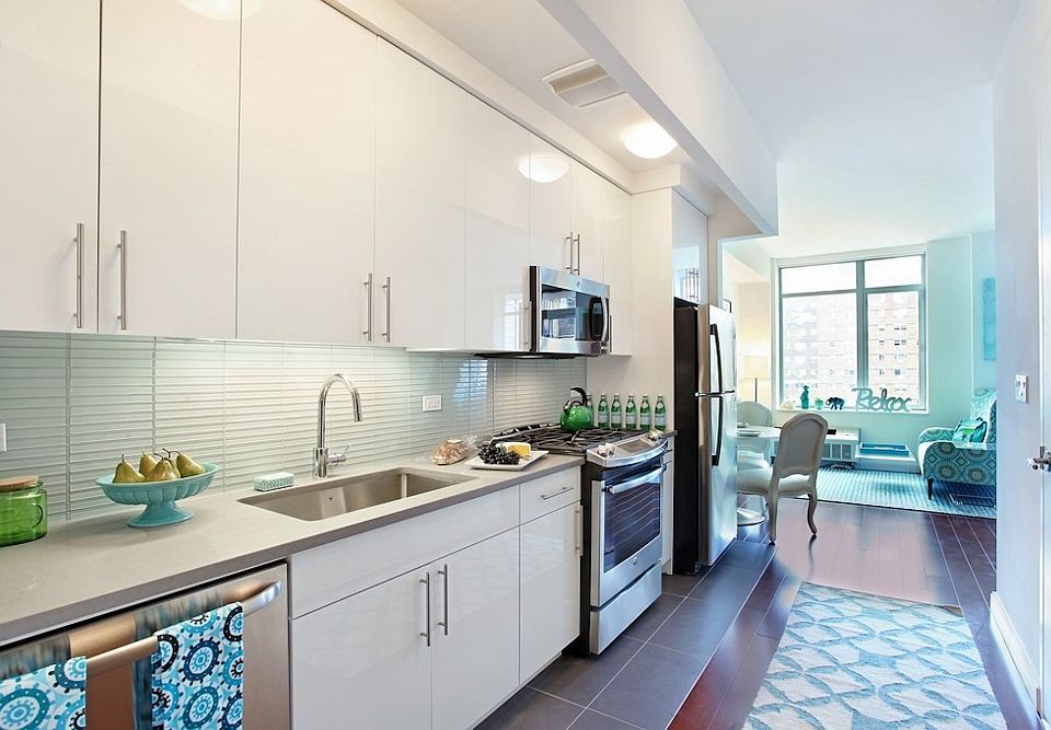 1st image of 81 Fleet Pl APT 9H