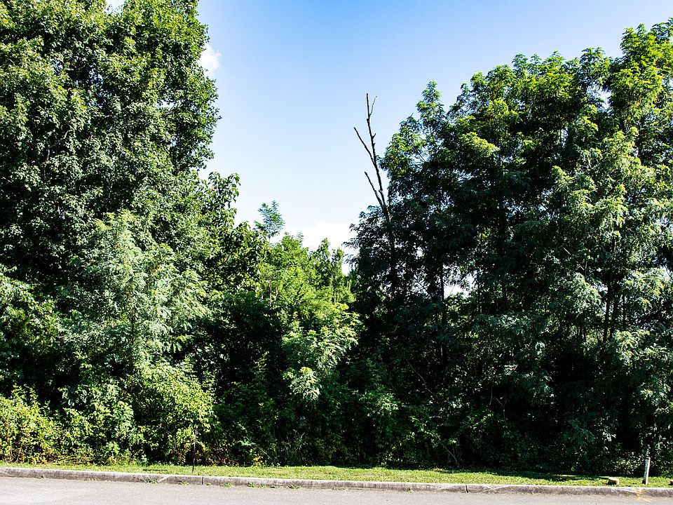 2nd image of 1772 Britts Dr Lot 30