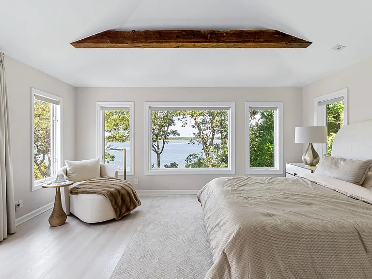 26 Three Mile Harbor Dr — Photo 19