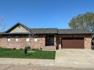 3307 Yellowstar St, Garden City, KS 67846