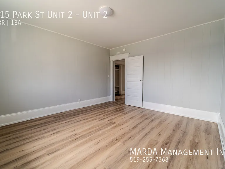 215 Park St #2 — Photo 6
