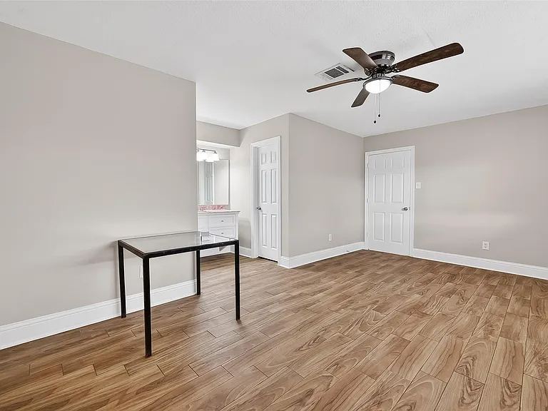 11107 Cedarview Ln — Photo 31
