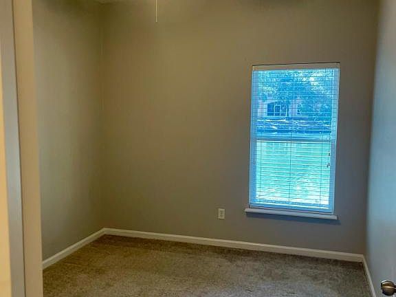 5th image of 3711 Kirkpatrick Cir Unit 4
