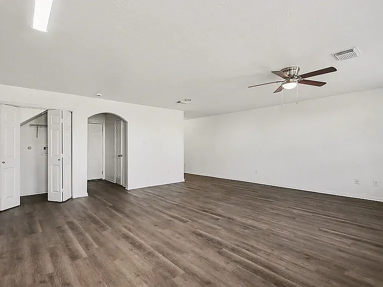 19414 Dry Canyon Ct — Photo 10