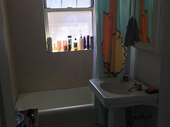 2nd image of 4745 1/2 N Damen Ave APT 2A