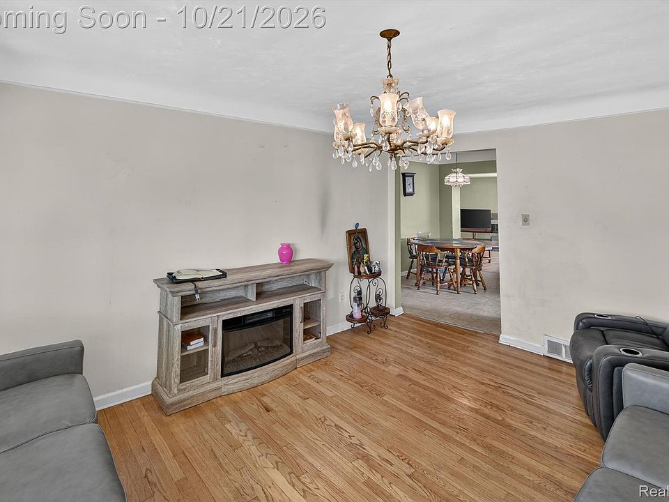 2977 Norwood Dr, photo 5