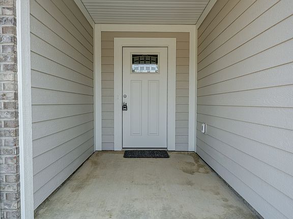 3rd image of 896 Maridon Ct