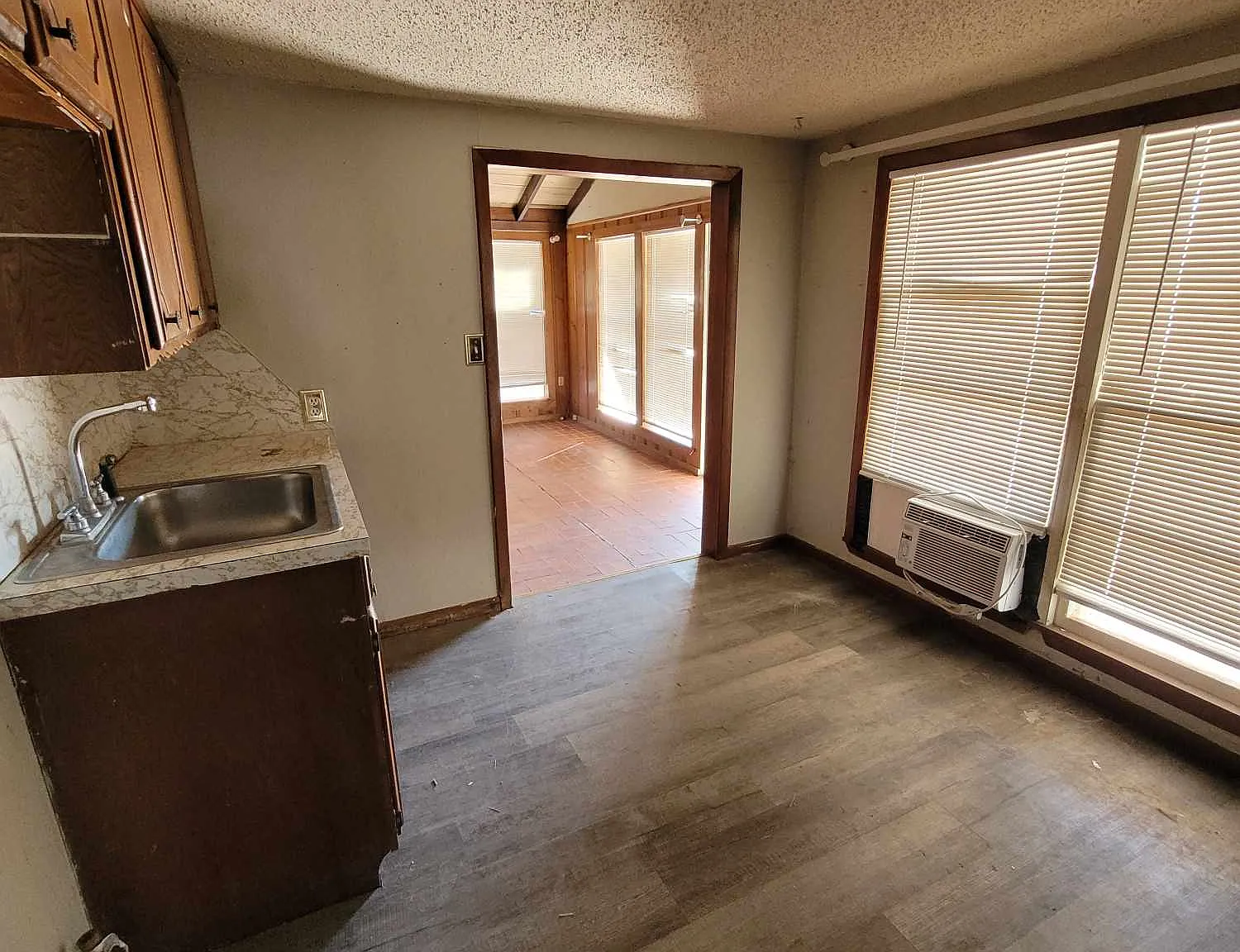 402 N. B Street - 2 — Photo 3