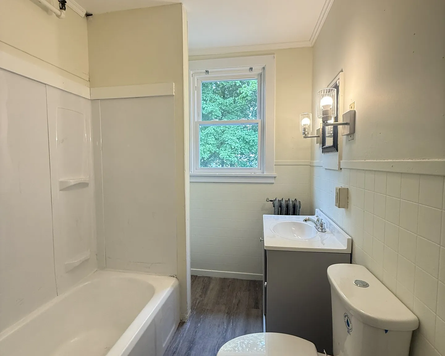 2 bed, $1,600 — Photo 2