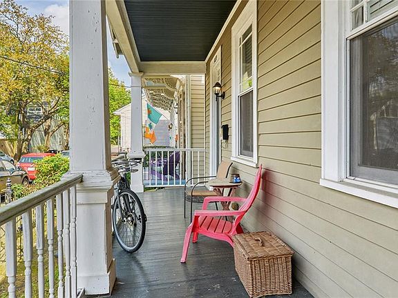 2nd image of 3020 Laurel St