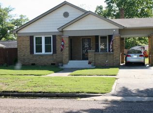 215 7th St N, Amory, MS 38821