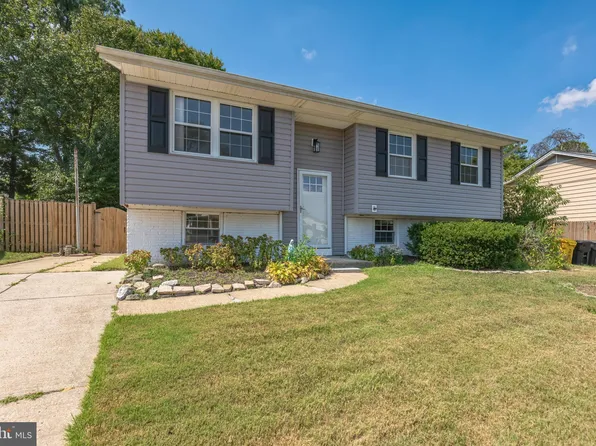 8196 Weyburn Rd, Millersville, MD 21108