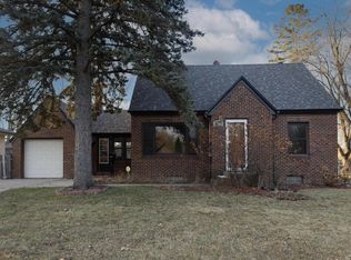 1244 Garden Ave, Roseville, MN 55113