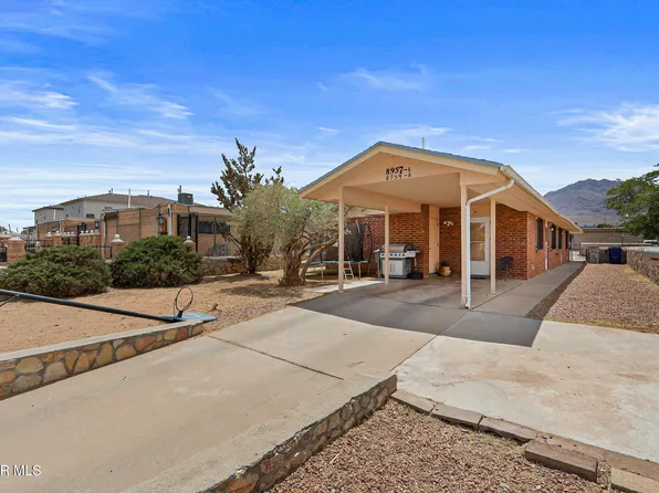 8957 Robert Dr #A & B, El Paso, TX 79904