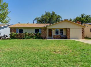 1619 70th St, Lubbock, TX 79412