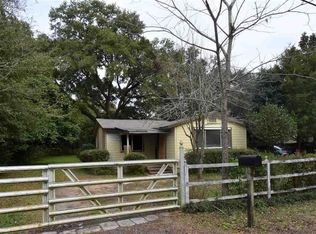 8608 Grimsley St, Pensacola, FL 32534