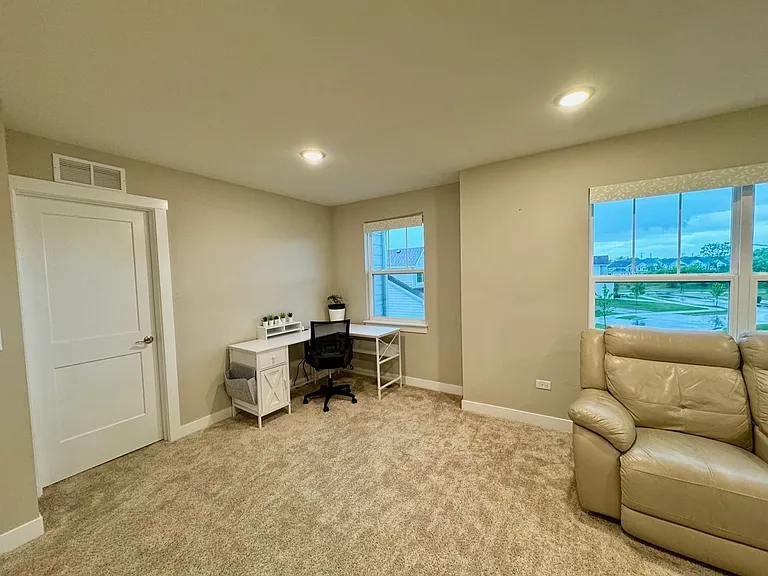 233 Farmstead Ct — Photo 50