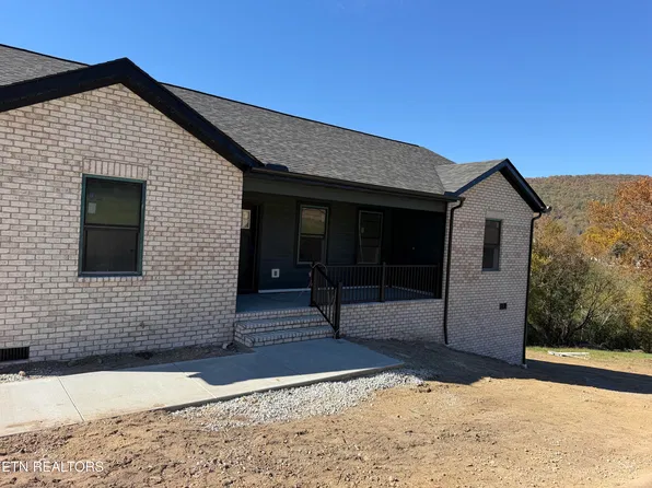 208 Poppy Hill Ln, La Follette, TN 37766