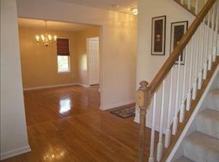 2383 Rochester Rd, Sewickley, PA 15143