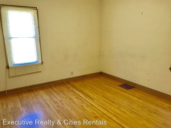 5th image of 2606 39th Ave N