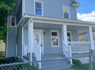 9 Spring St, Milford, CT 06460