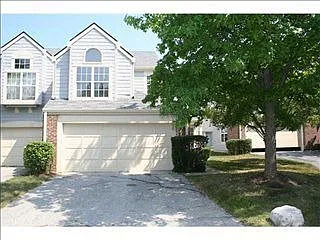 6538 Wandsworth Cir photo 1