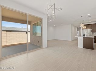 761 W Calle Cubeta, Sahuarita, AZ 85629