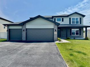 1389 Clifton Ave, Beecher, IL 60401