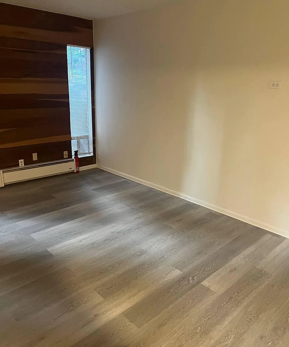 1 bed, 500 sqft, $1,800 — Photo 3